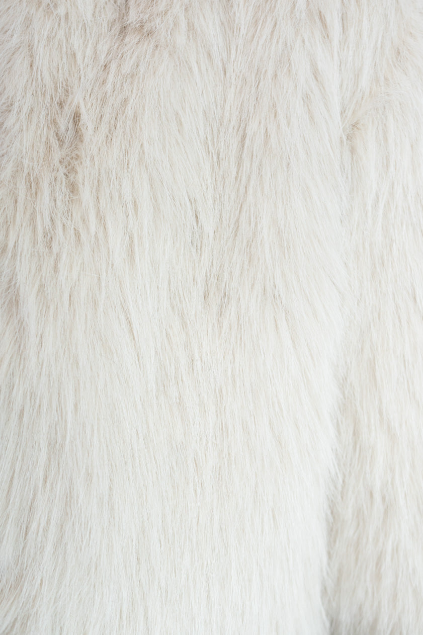 Bolero Pelo Sintético