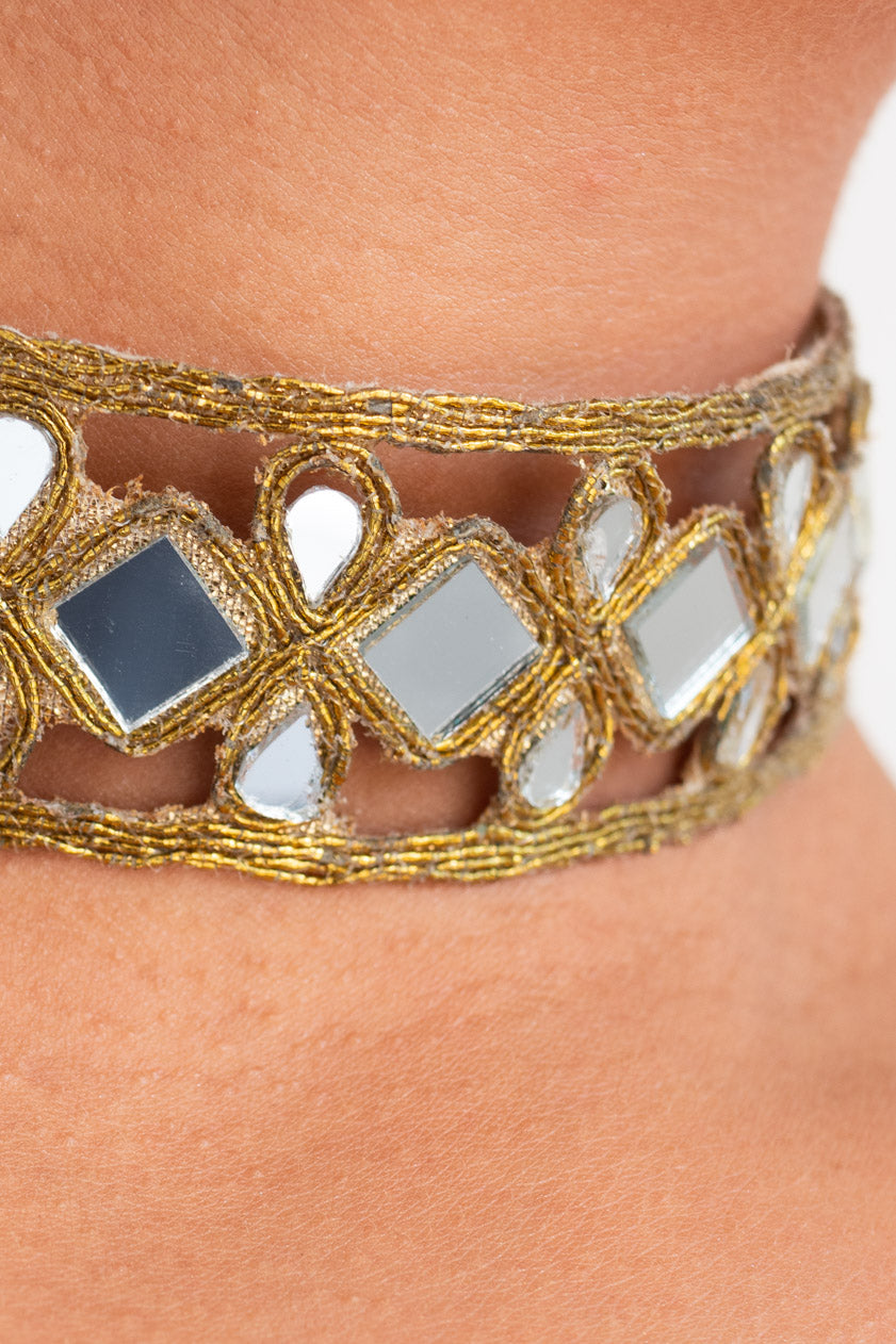 Choker Thai