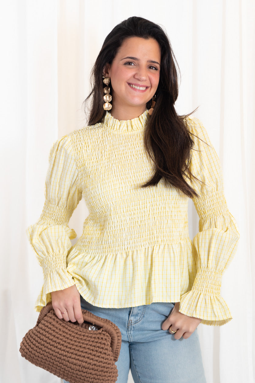 Cute blouse